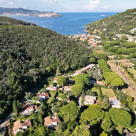 Semesterbostad Isola - Helloelba Bagnaia (Livorno)