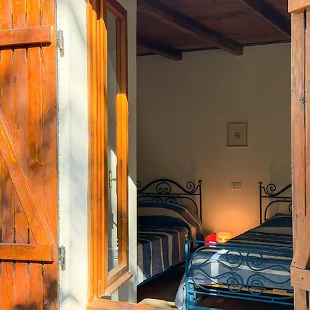 Holiday home Isola - Helloelba *